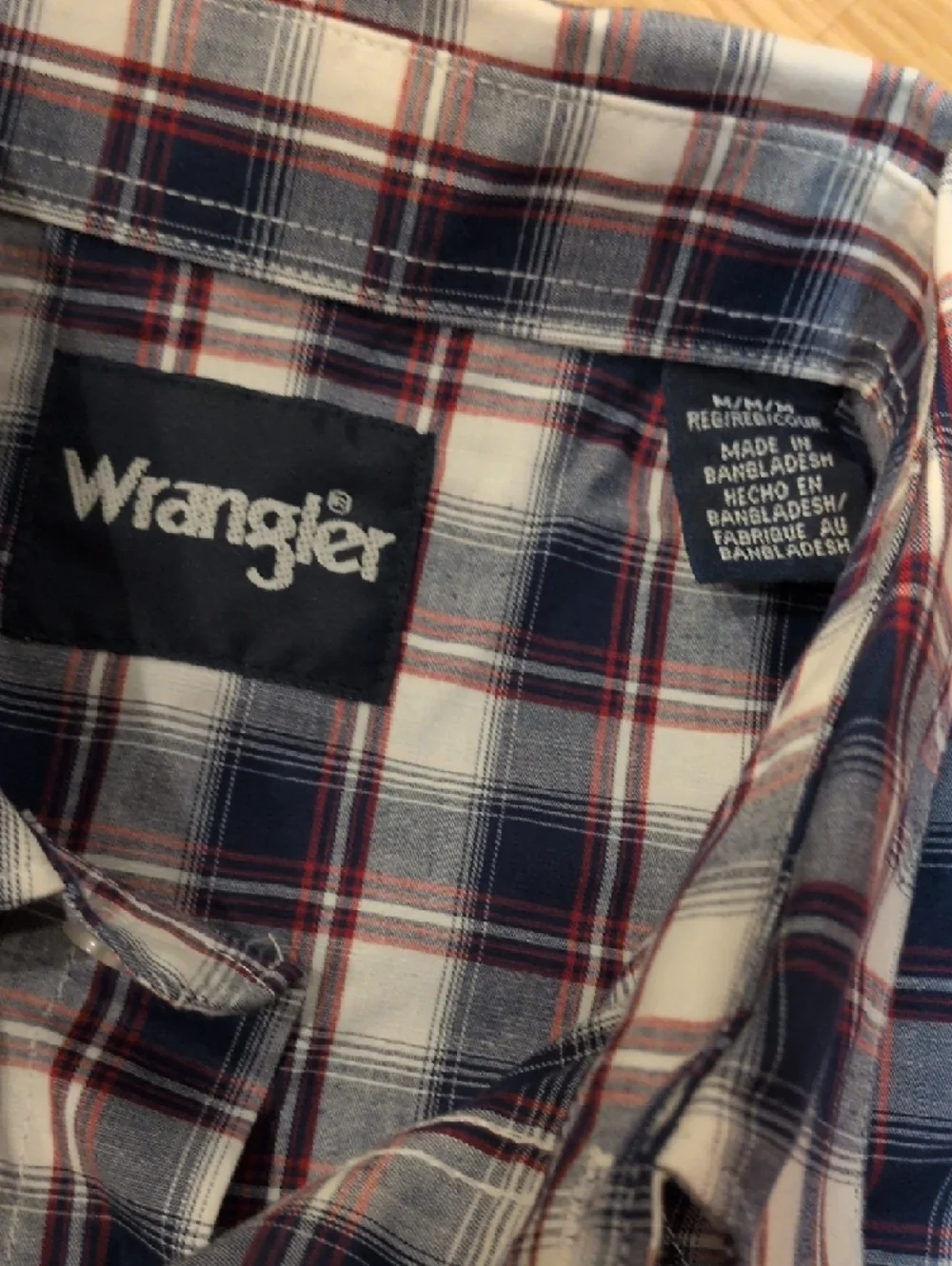 Wrangler Navy, Red and White Plaid Button-Down Shirt - Picture 4 of 9